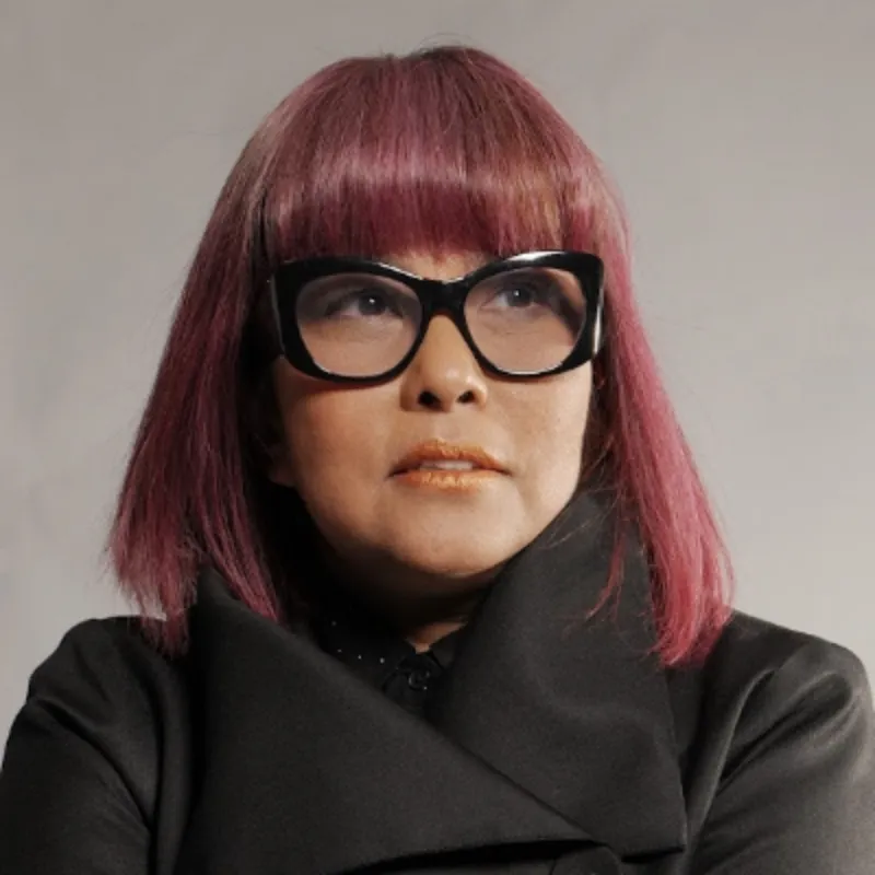 NILA BAHARUDDIN